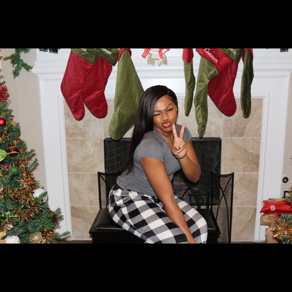 Meet your Posher, Nylissa - Picture 2 of 3